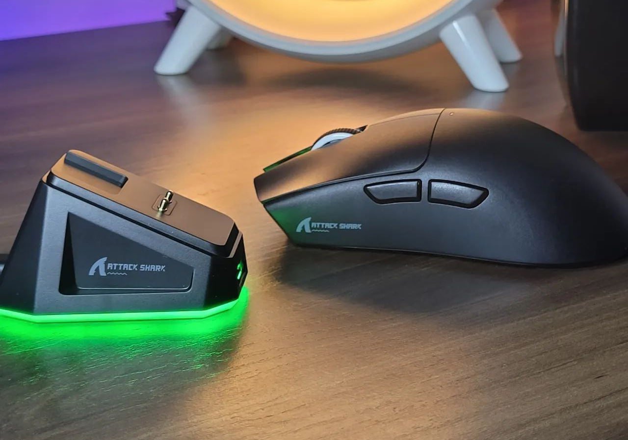 Mouse Attack Shark X11 com Modo Triplo e Base de Carregamento Magnético 🖱️🎮