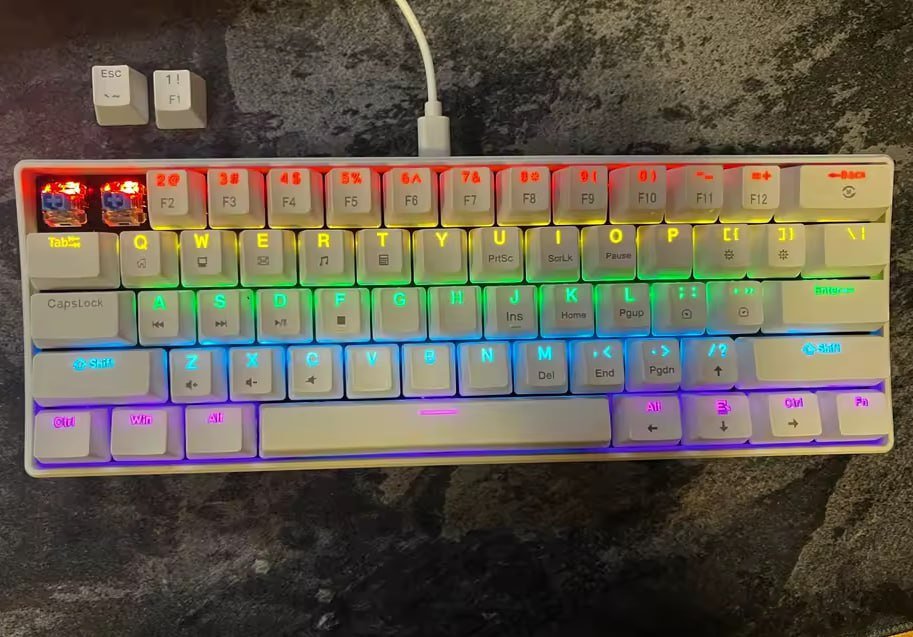 2 Unidades - Teclado Mecânico K61 🖥️⌨️