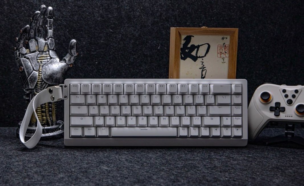 Teclado Magnético EPOMAKER HE68 Lite, 65% ANSI US (68 teclas) ⌨️