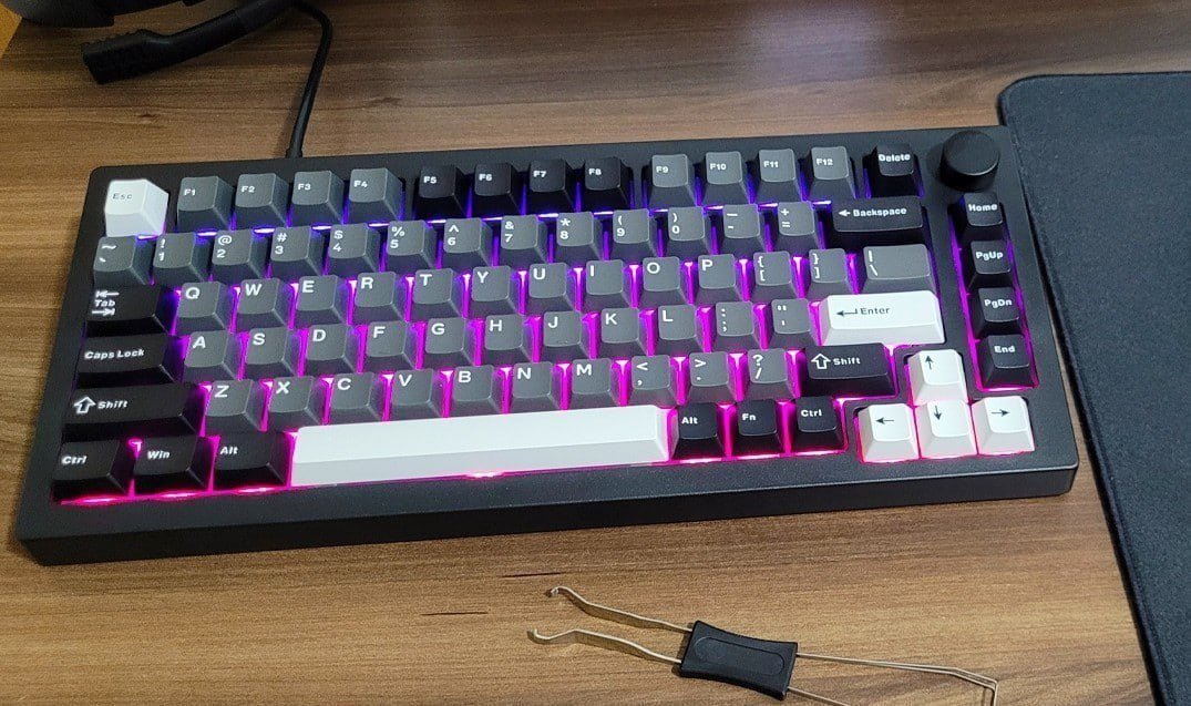 Teclado Mecânico Akko x Veekos 5075S/K75 Layout 75% ANSI US Hot-swappable RGB com Keycaps Lipstick USB Tipo C para Jogos ⌨️